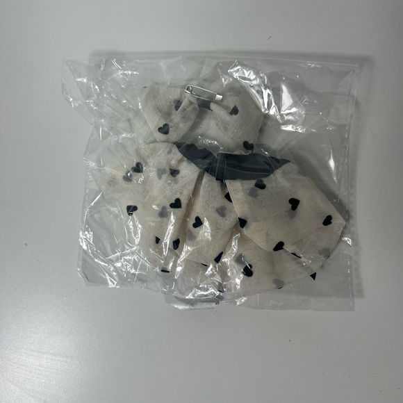 Pop Mart The Monsters Macaron Have a Seat Labubu Designer Clothing Outfit - Picture 7 of 7